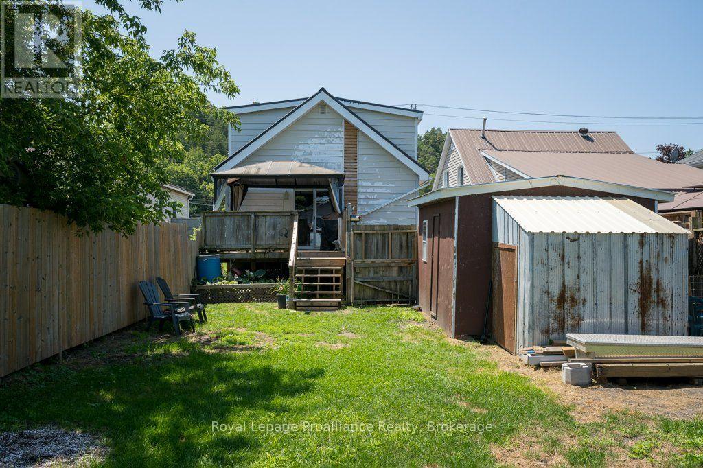 29 PELHAM STREET - 34