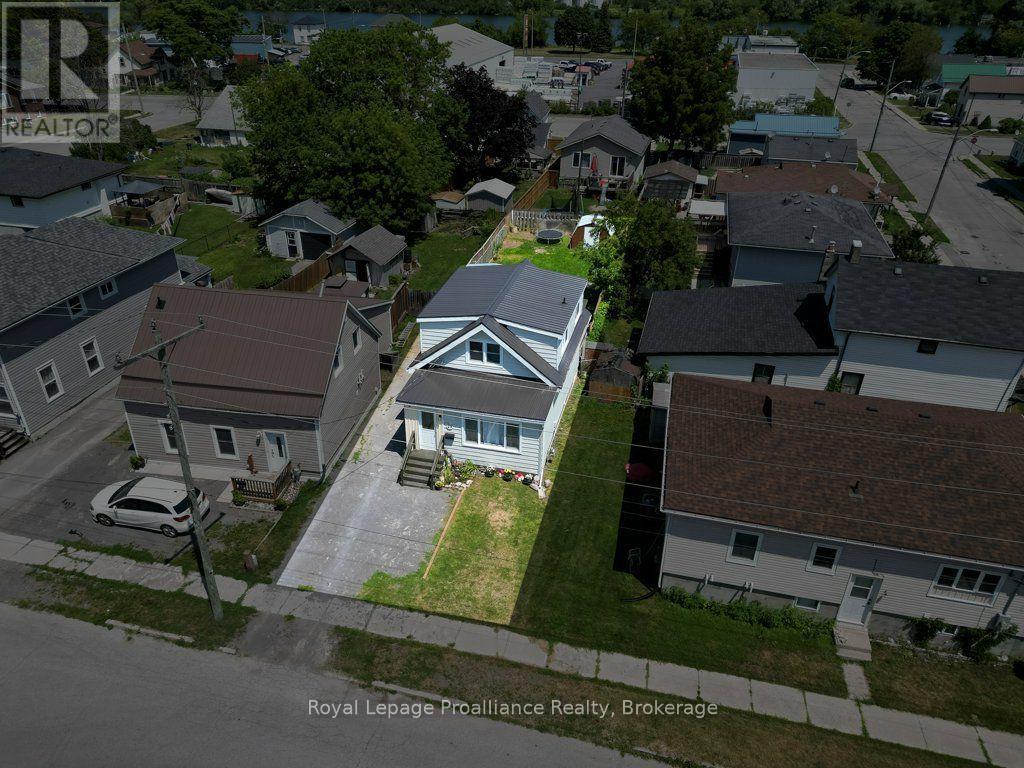 29 PELHAM STREET - 39