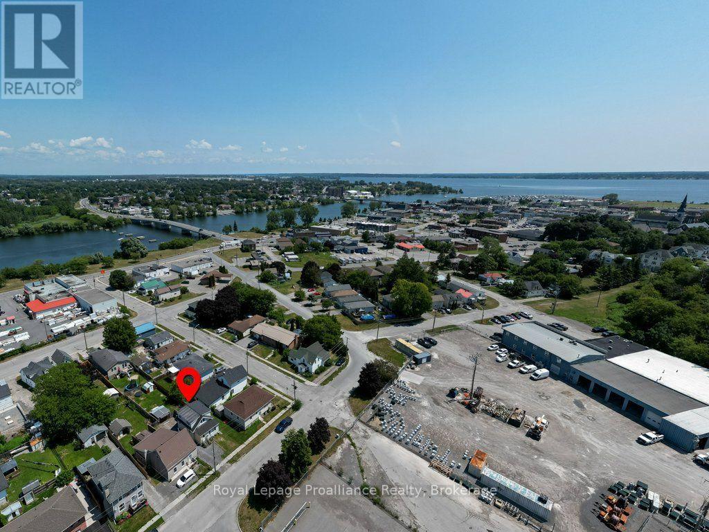 29 PELHAM STREET - 46