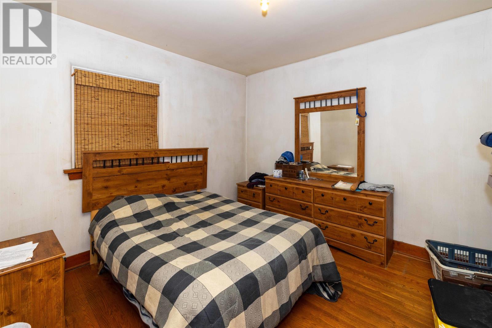 1537 Sills ST - 17