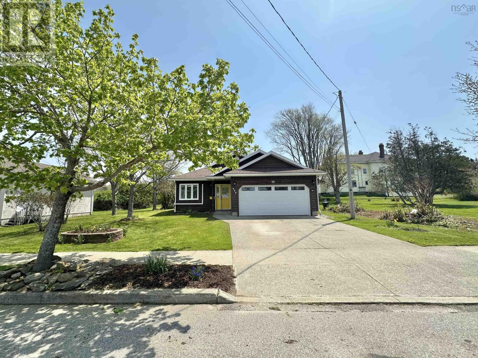 469 Brunswick Street - 26