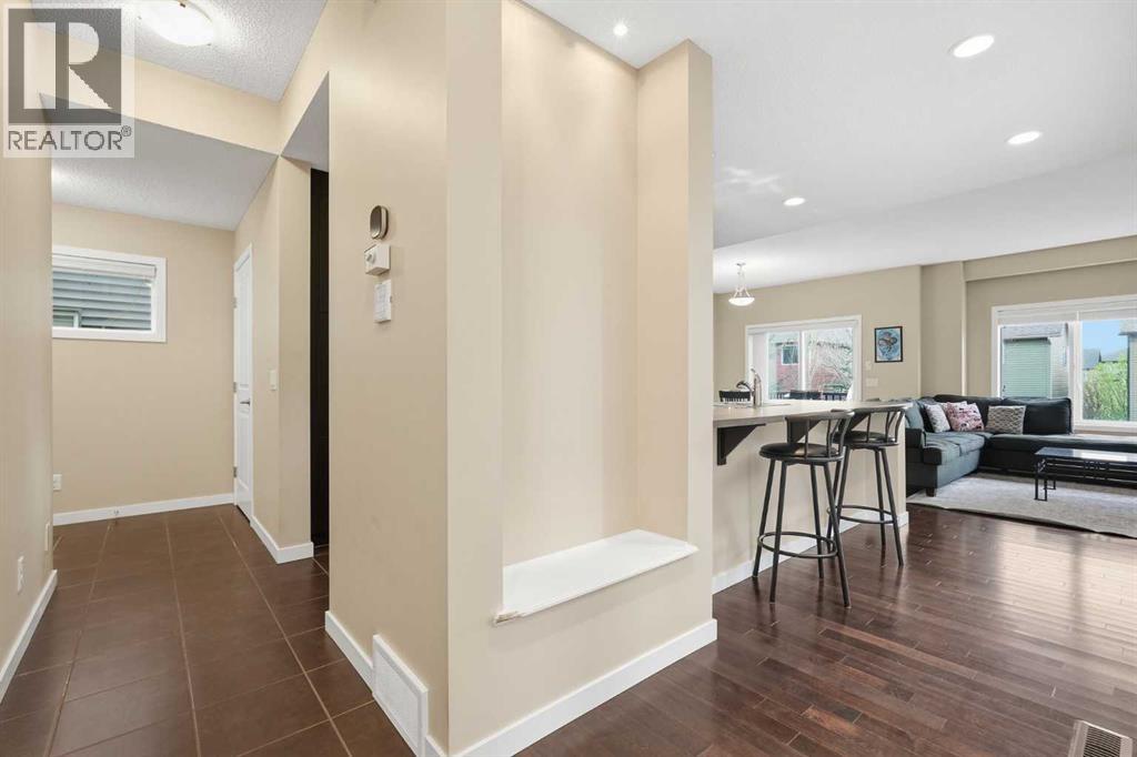 31 Evansridge Crescent NW - 12