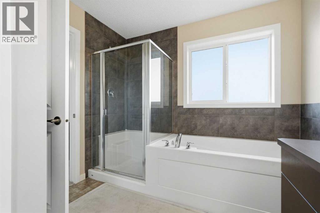 31 Evansridge Crescent NW - 25