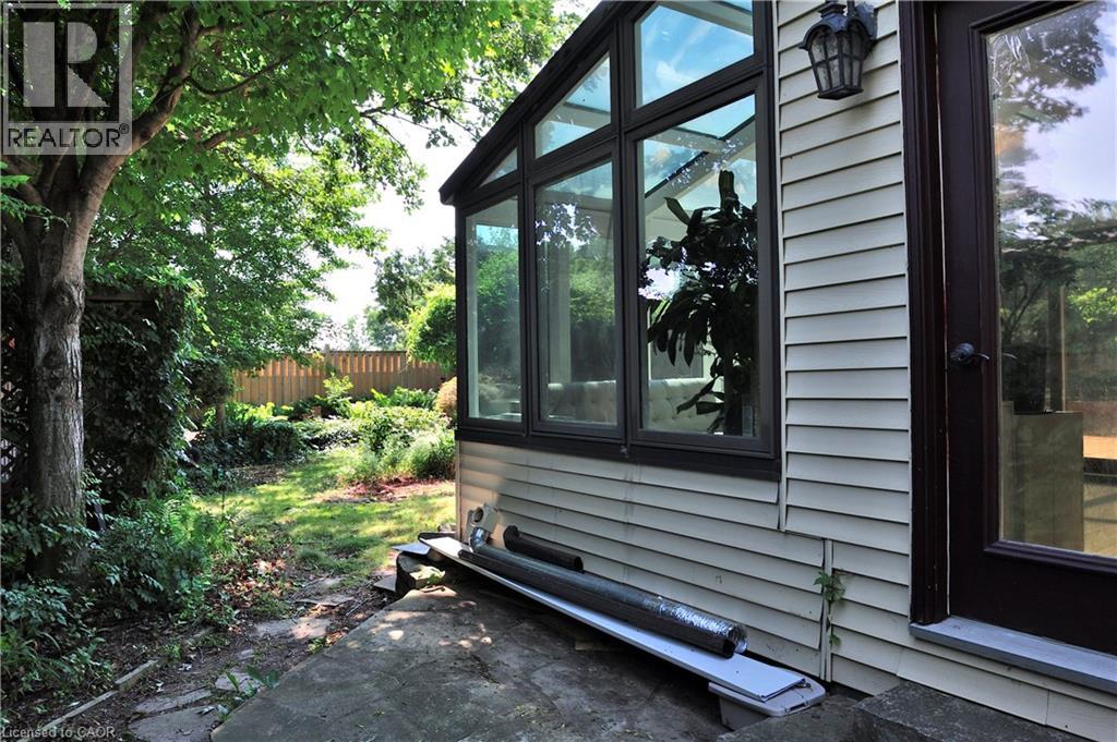 205 JANEFIELD Avenue - Image 42