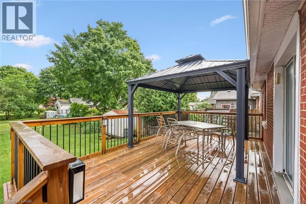 129 STEWART Avenue - 33