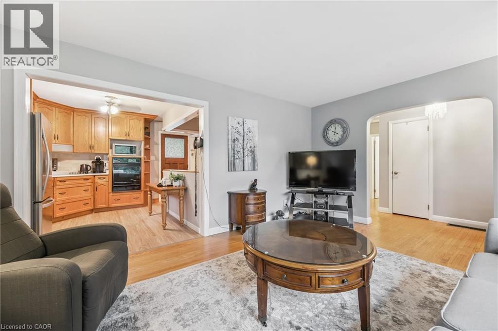 129 STEWART Avenue - 11