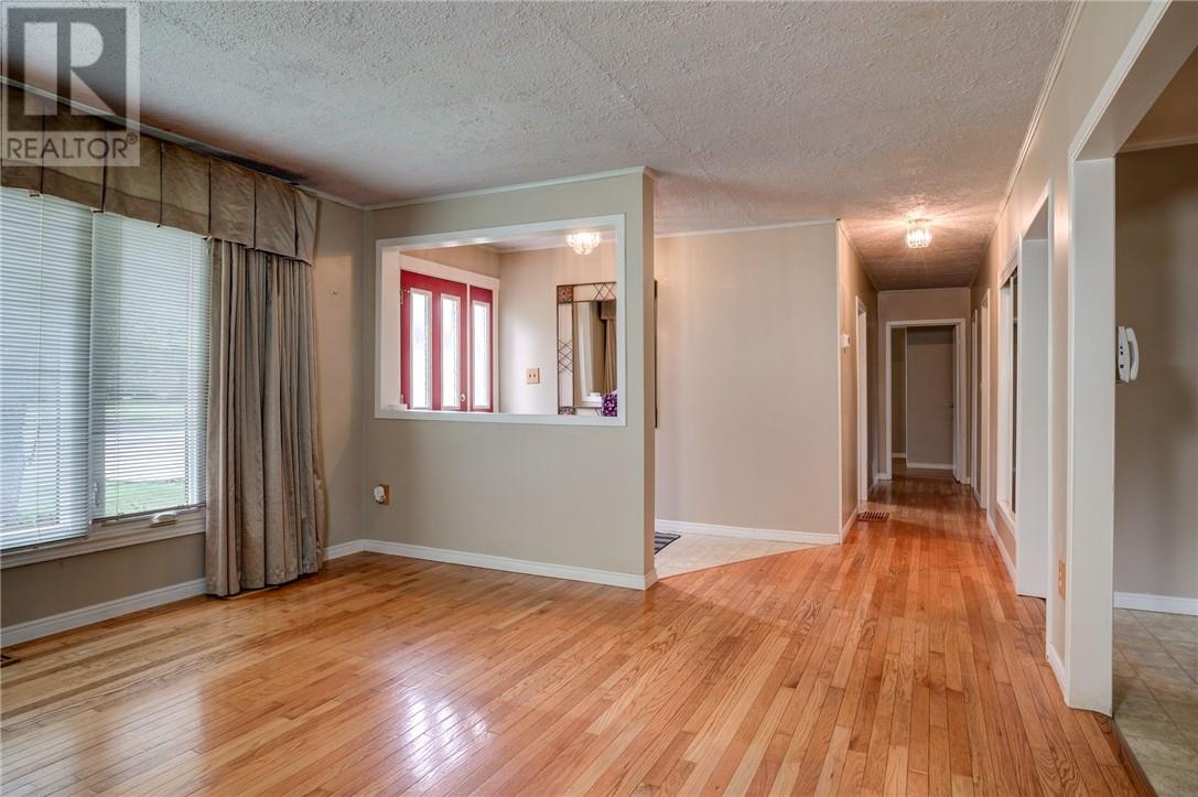 16 Marion - Image 5