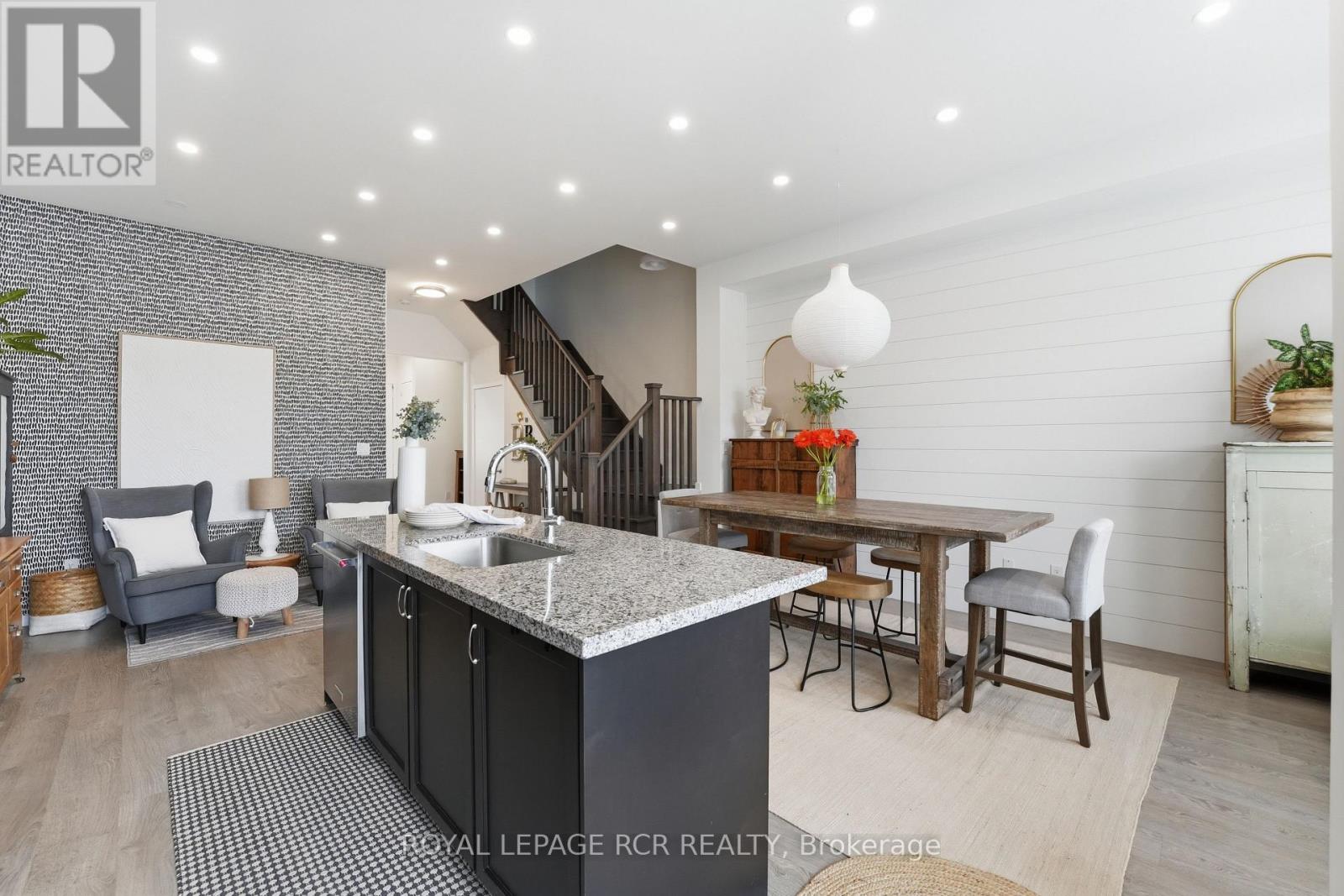 1202 WELLINGTON STREET E - 10
