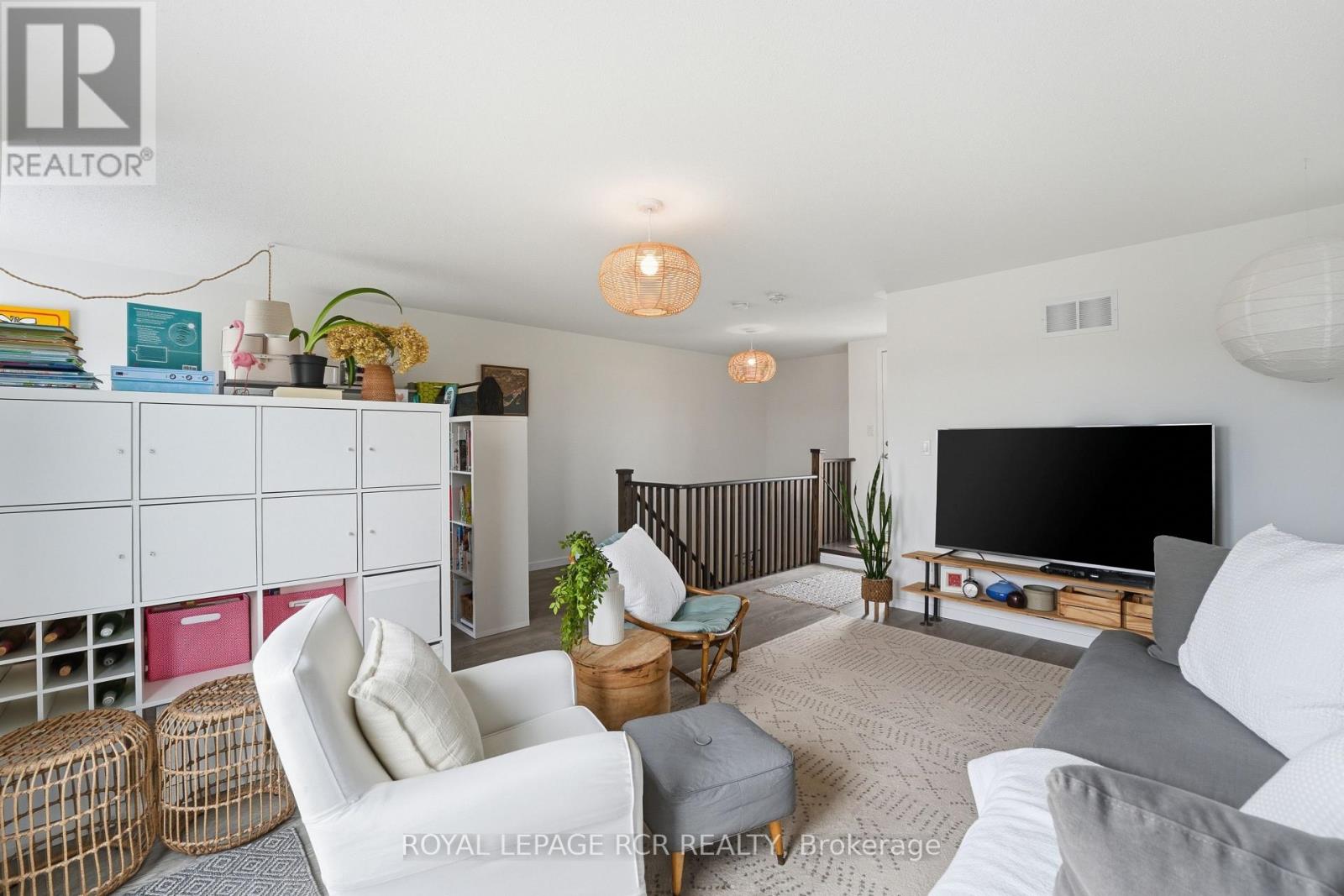 1202 WELLINGTON STREET E - 28
