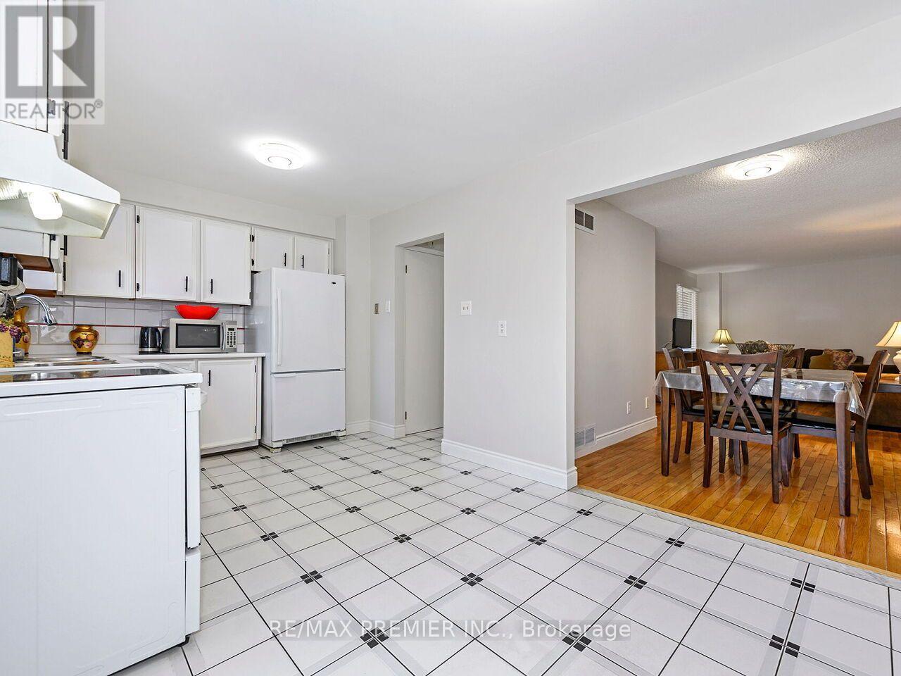 33 LAUREL VALLEY COURT - 12