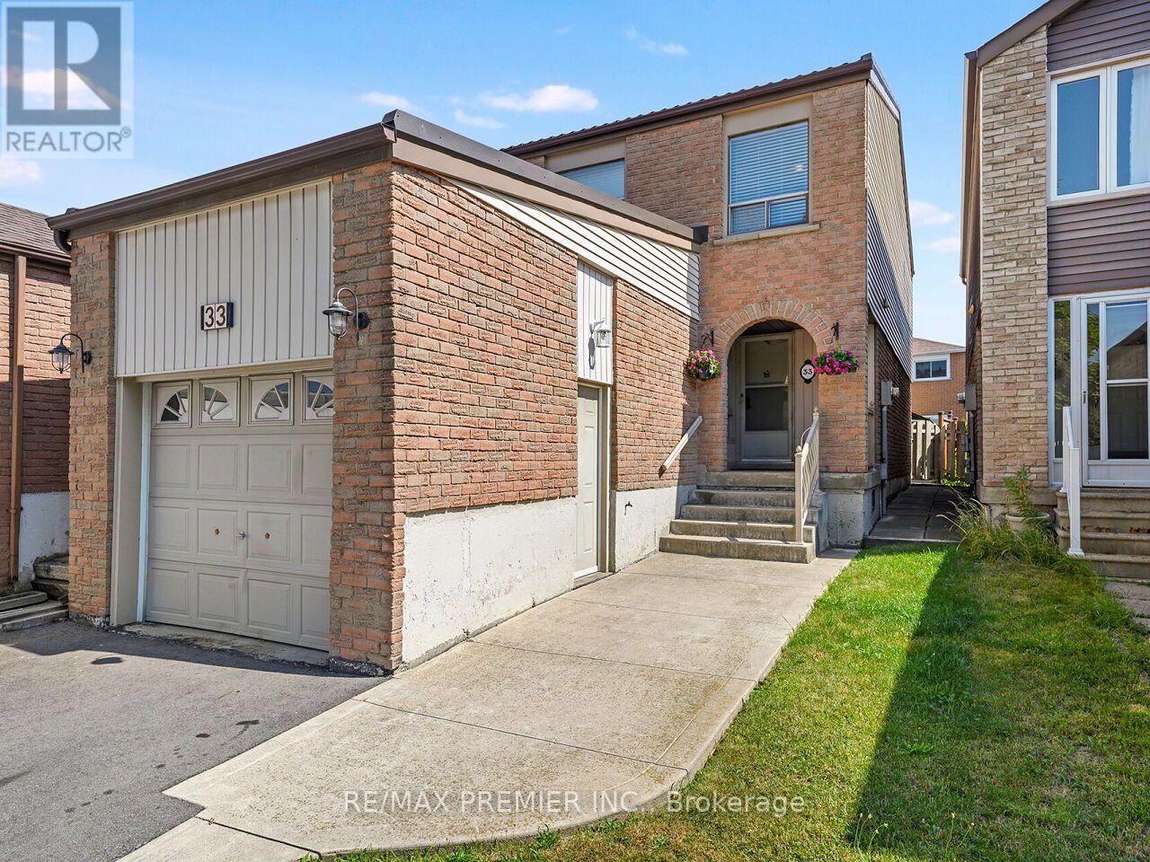 33 LAUREL VALLEY COURT - 2