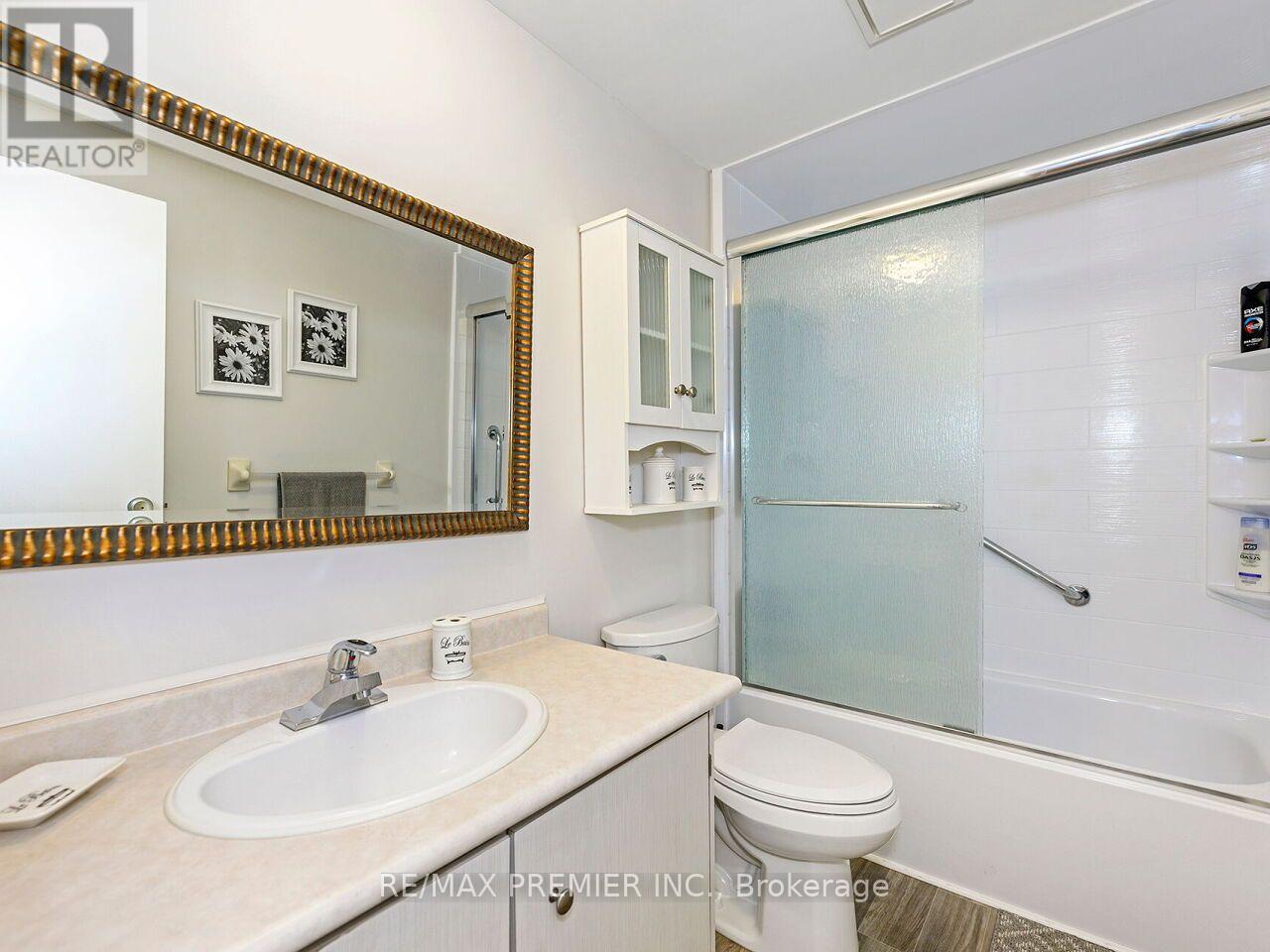 33 LAUREL VALLEY COURT - 21