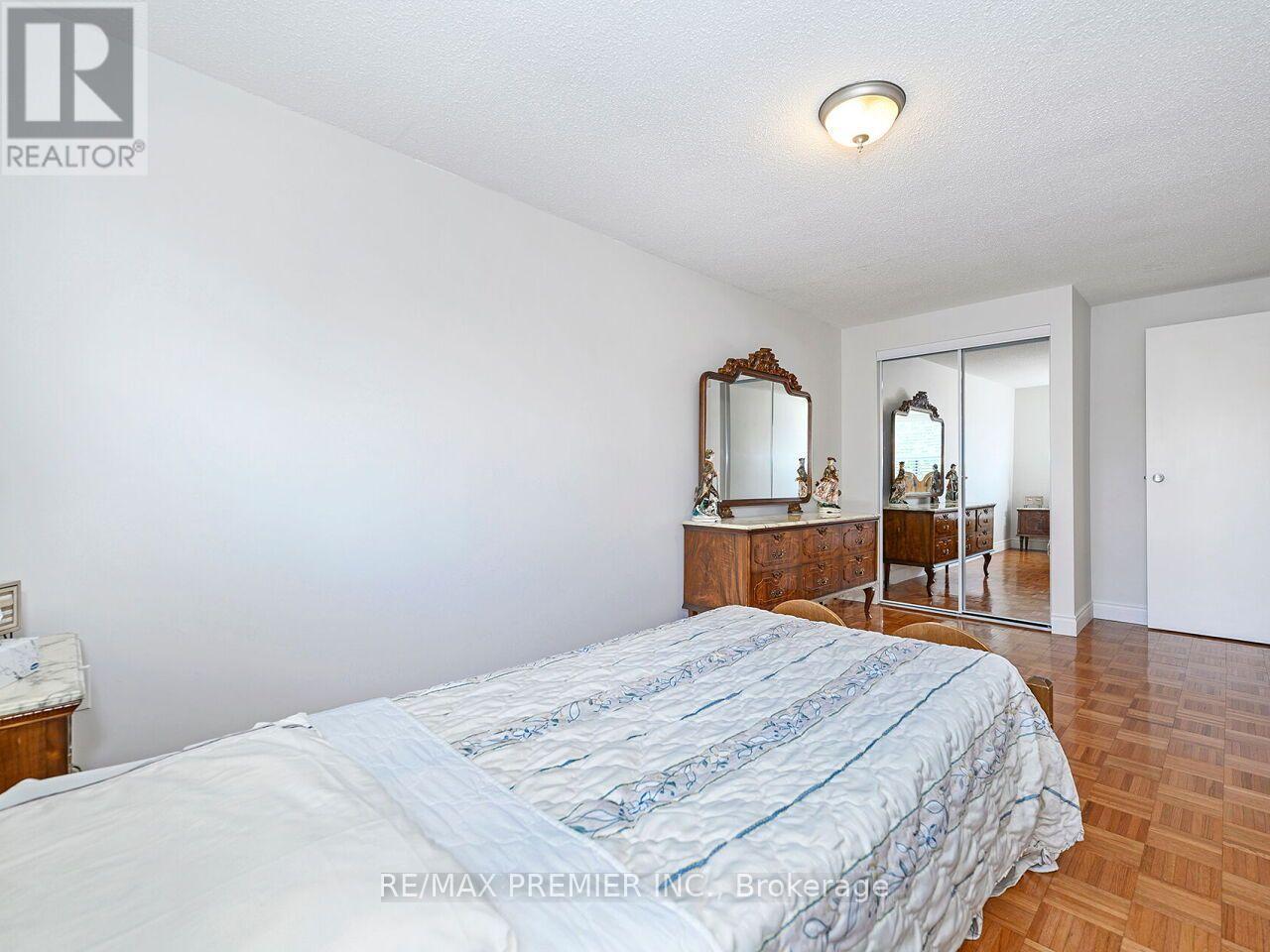 33 LAUREL VALLEY COURT - 23