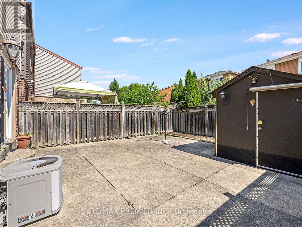 33 LAUREL VALLEY COURT - 37