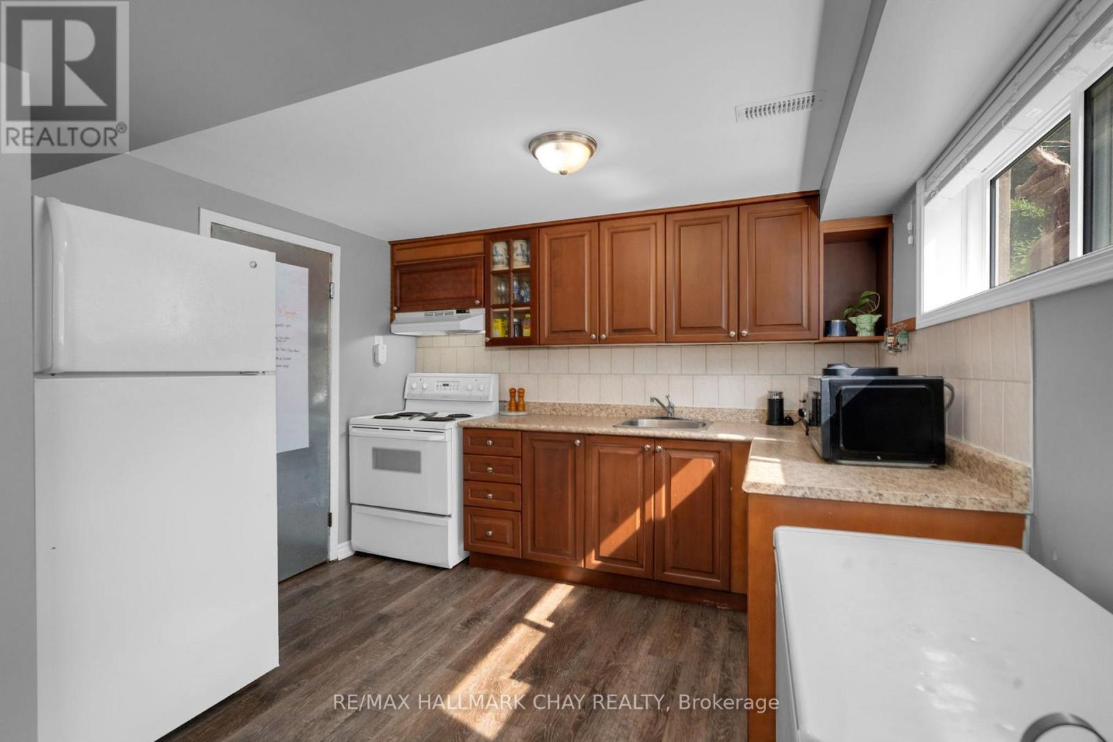 254 ST VINCENT STREET - 14