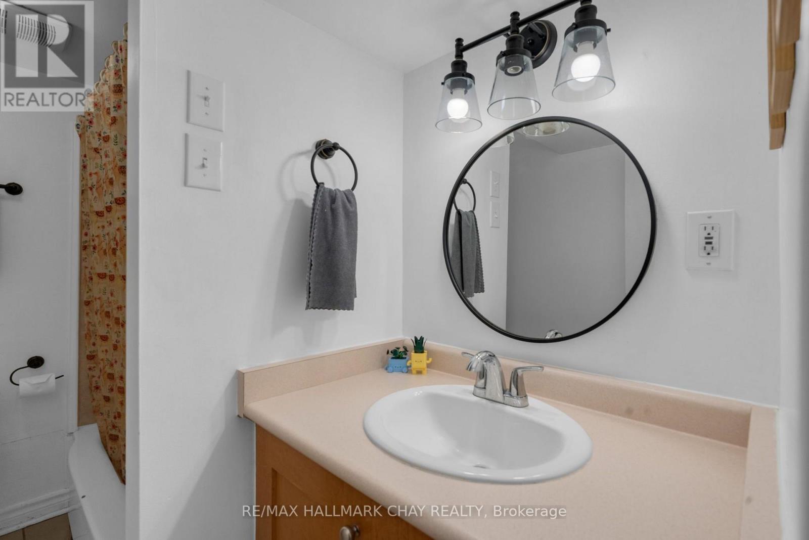 254 ST VINCENT STREET - 22
