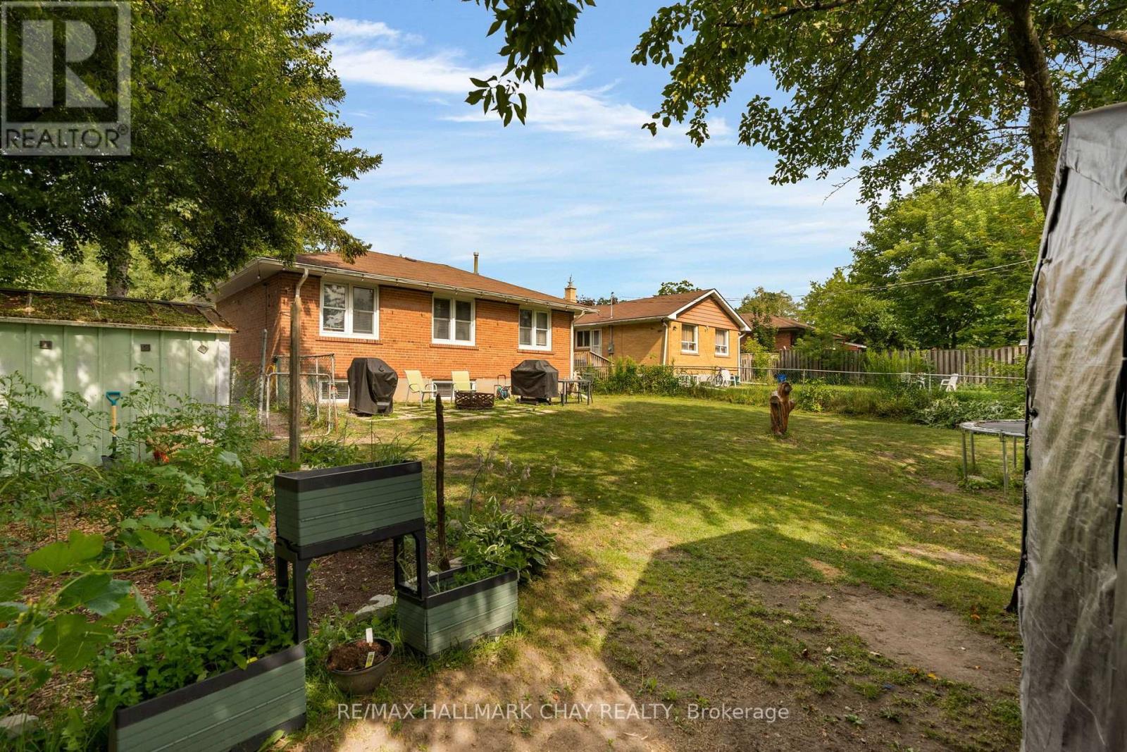 254 ST VINCENT STREET - 23