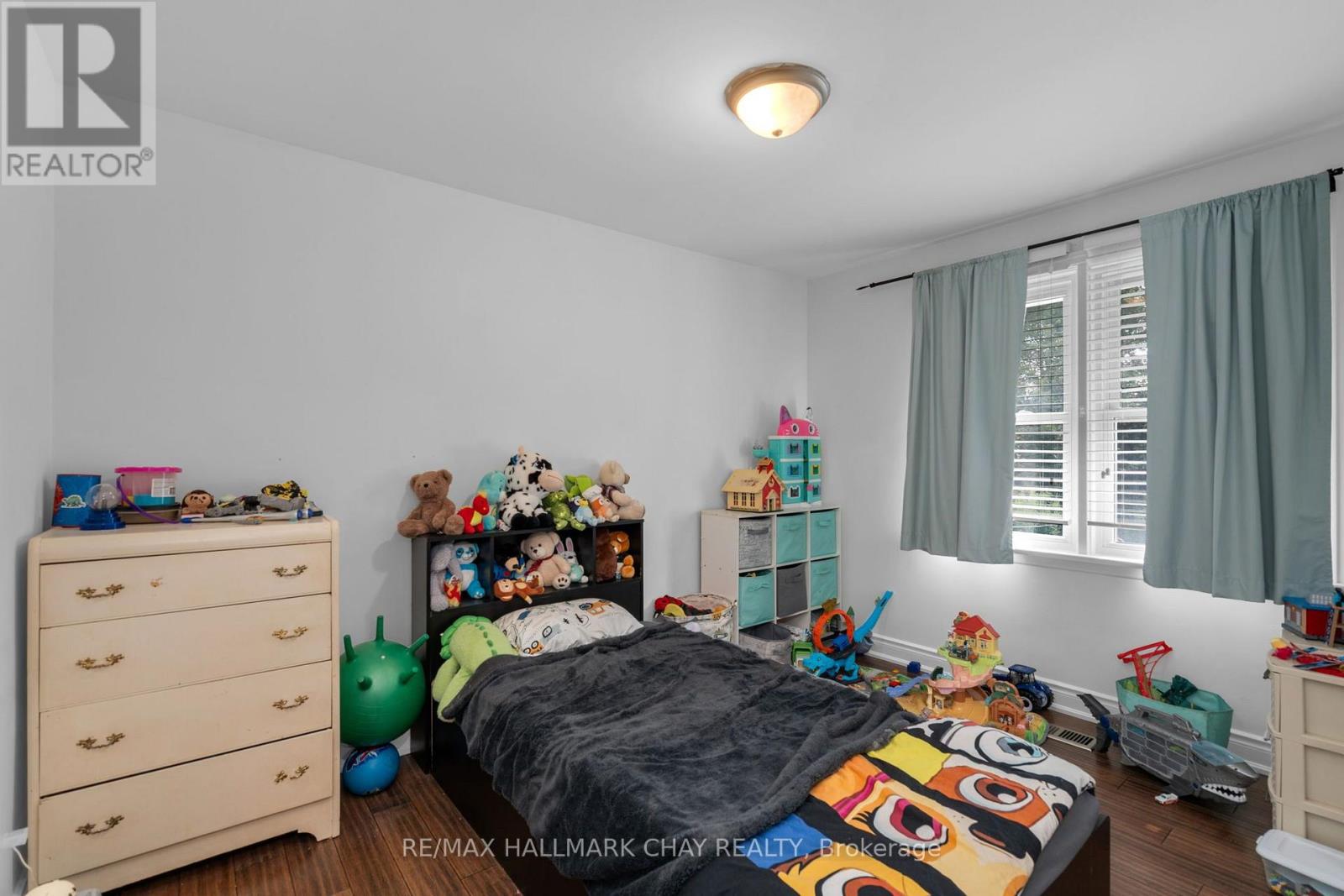 254 ST VINCENT STREET - 7