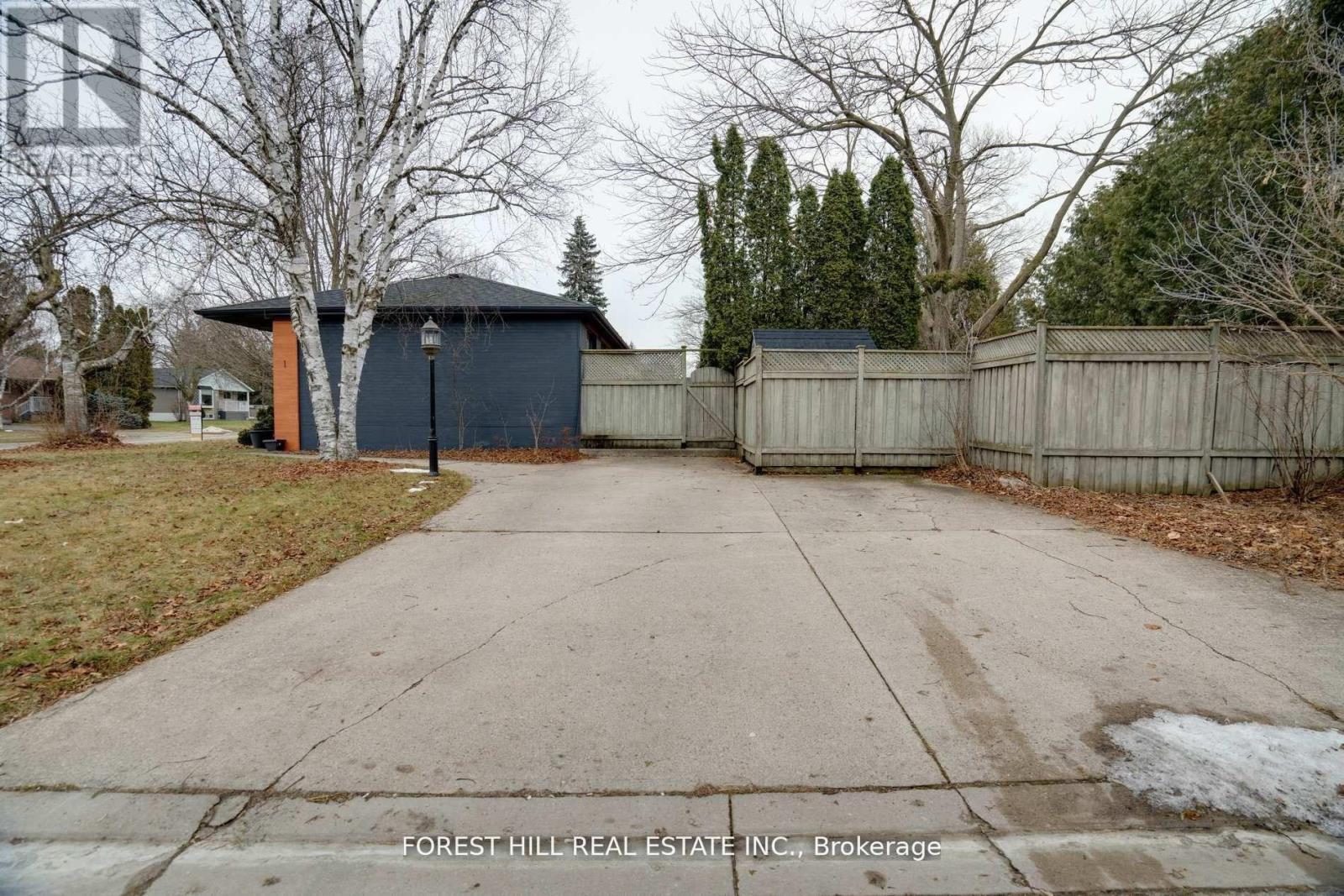 1 WILLIS DRIVE - 26