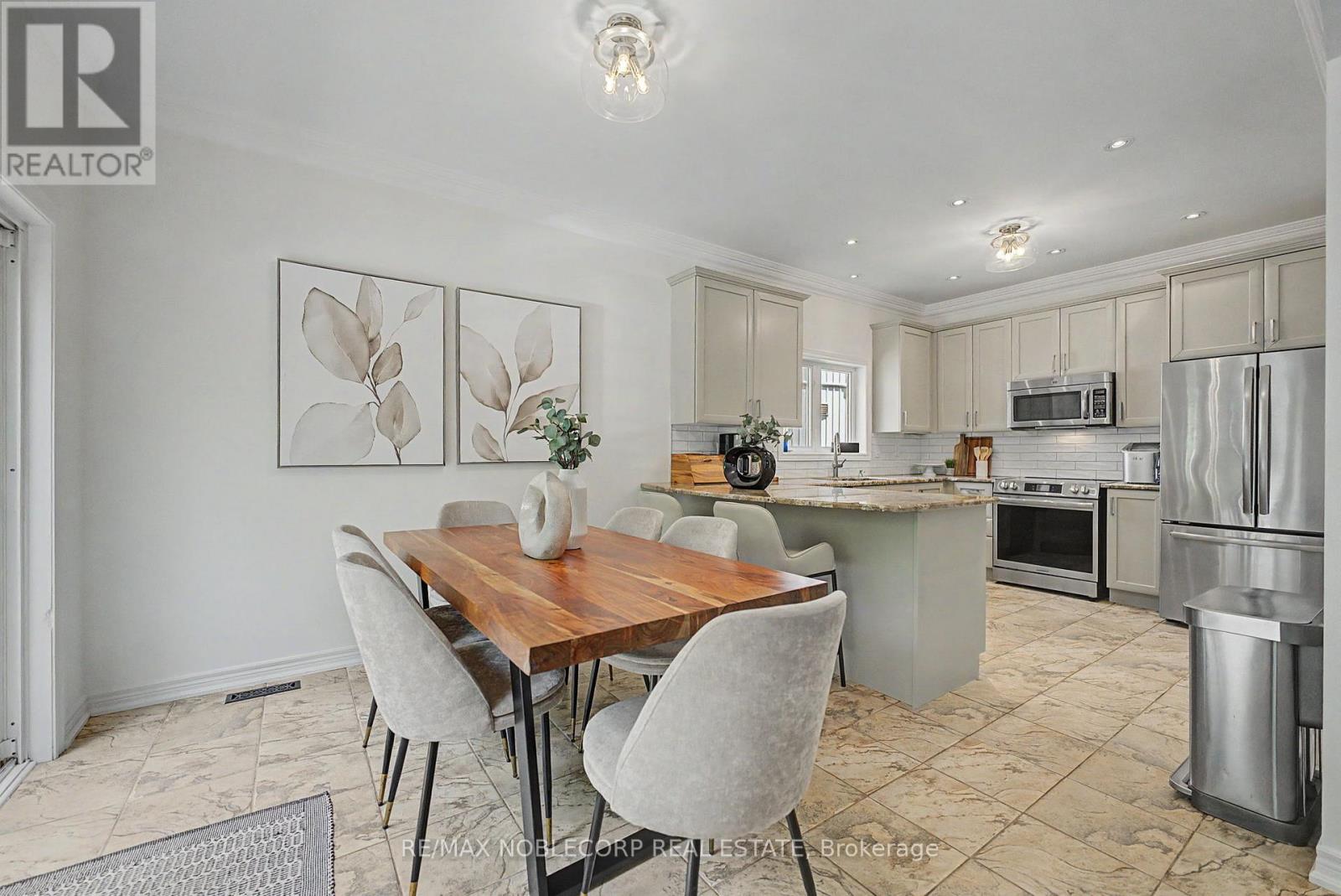 68 MEADOWGLEN BOULEVARD - 13
