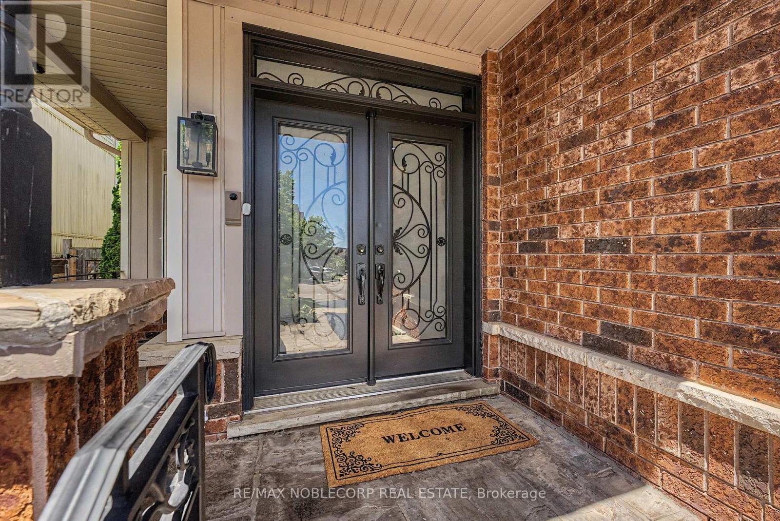 68 MEADOWGLEN BOULEVARD - 3
