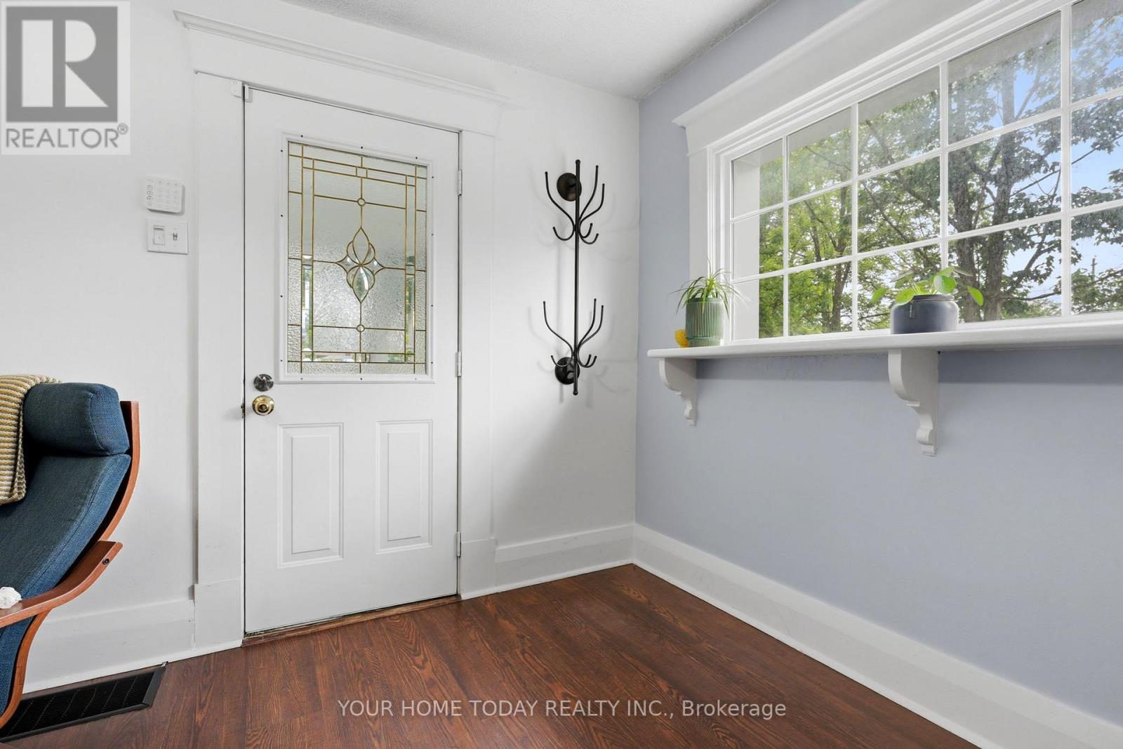 7 ALBERT STREET - Image 4