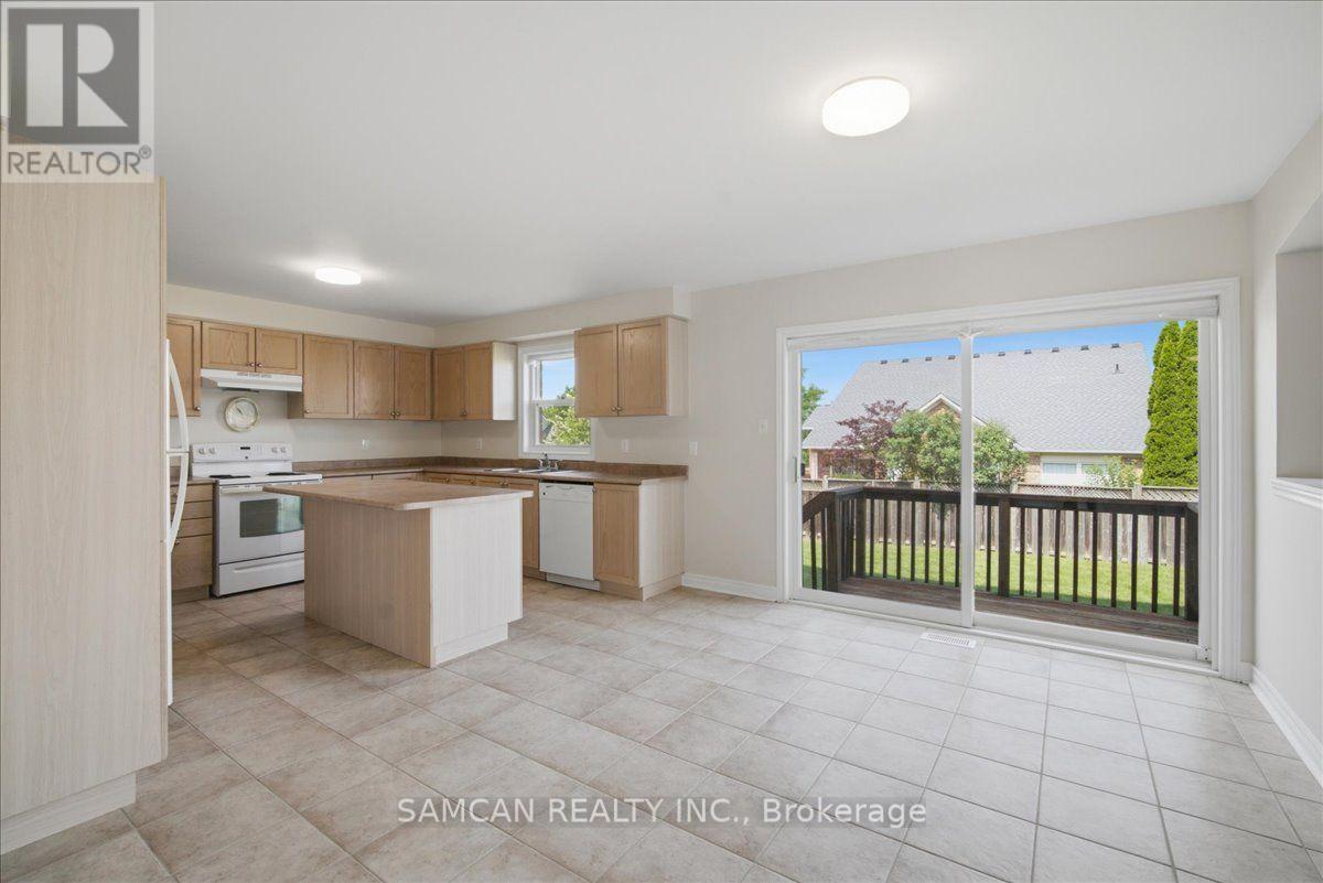 58 HUNTER WAY - 16