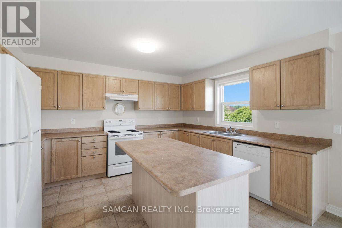 58 HUNTER WAY - 18