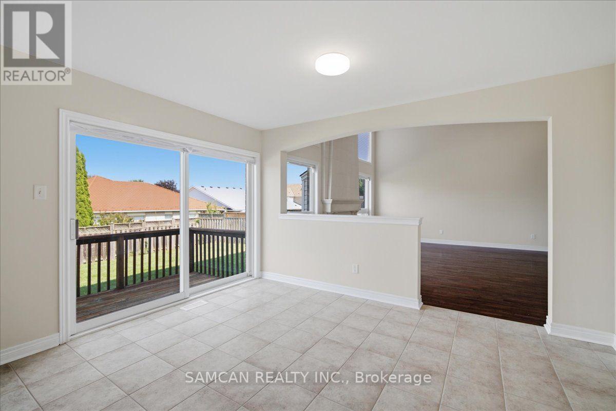 58 HUNTER WAY - 19