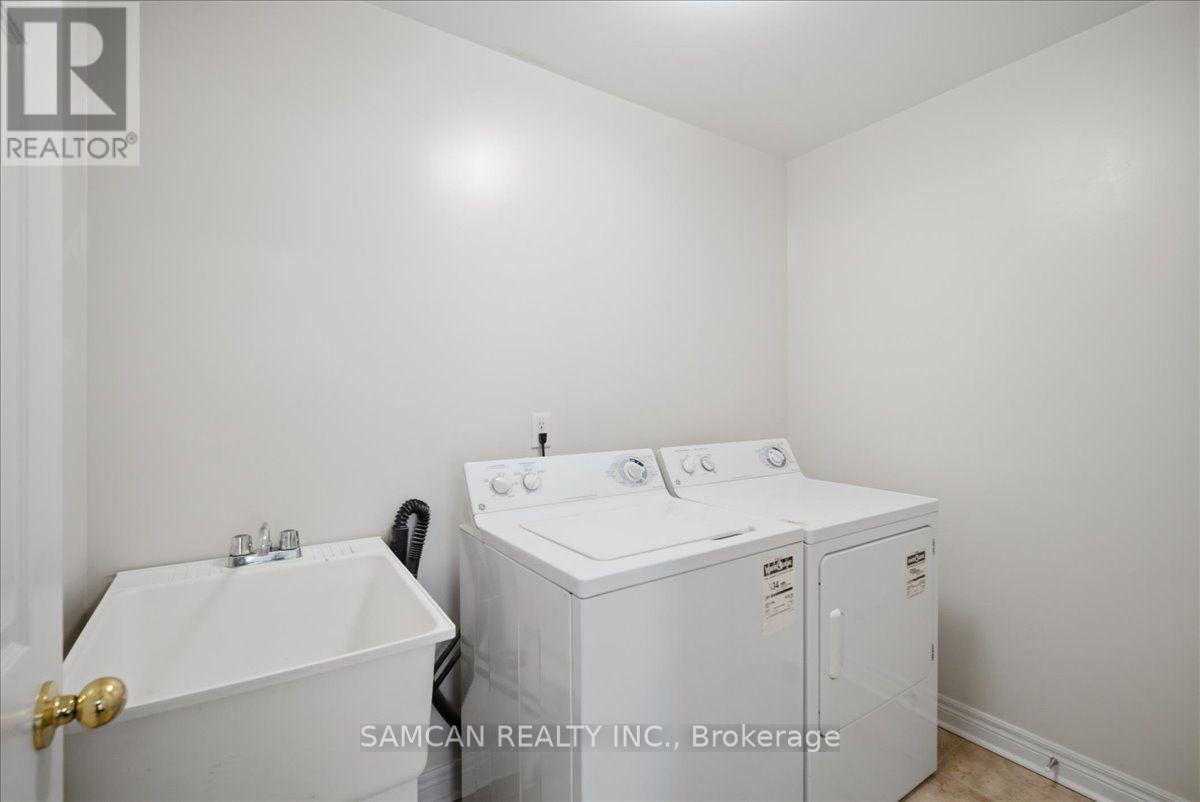 58 HUNTER WAY - 24