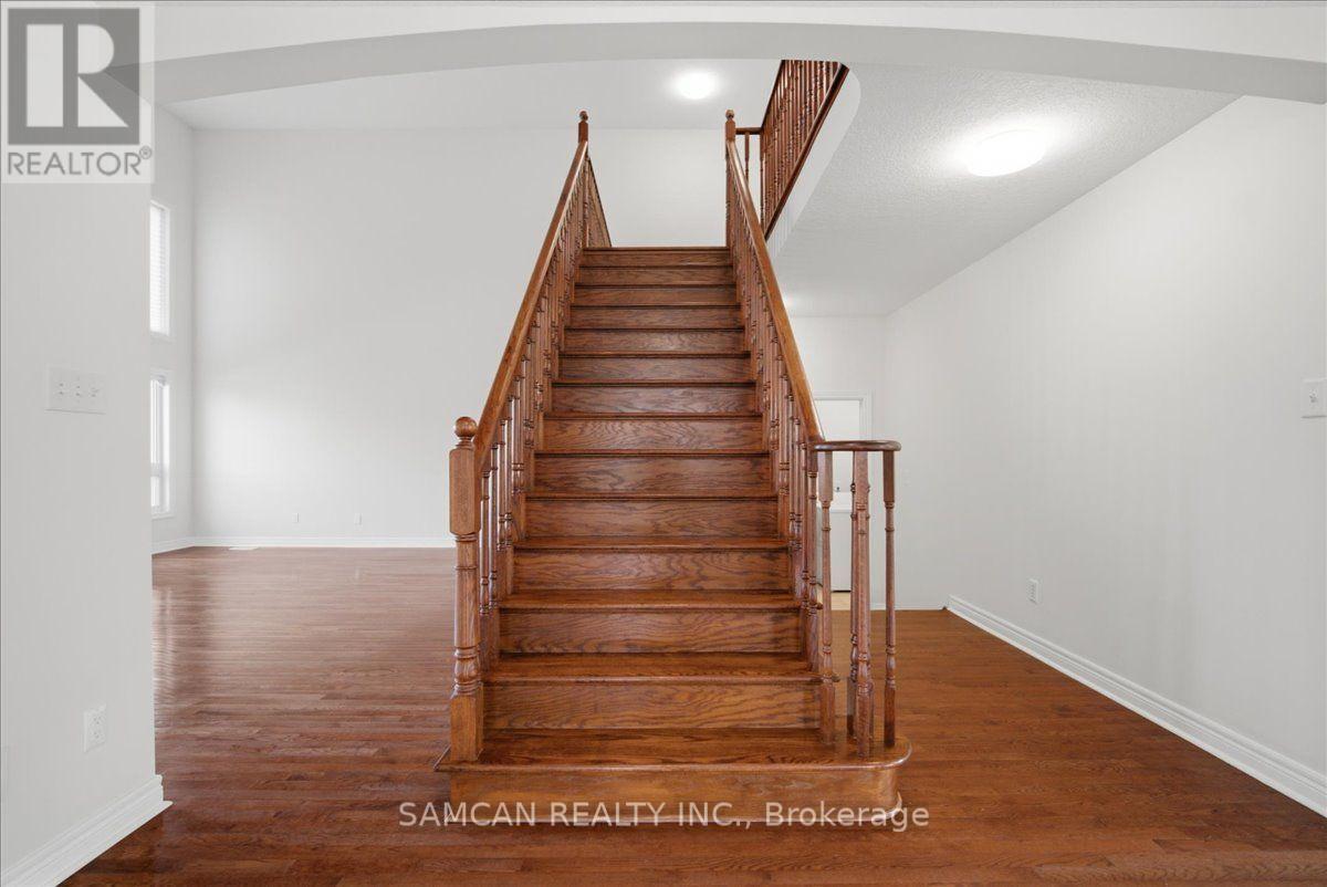 58 HUNTER WAY - 27