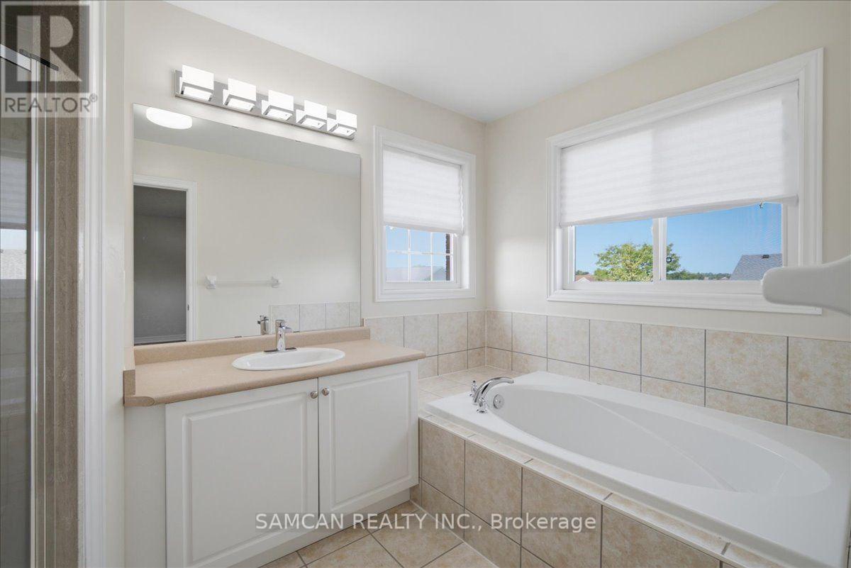 58 HUNTER WAY - 37
