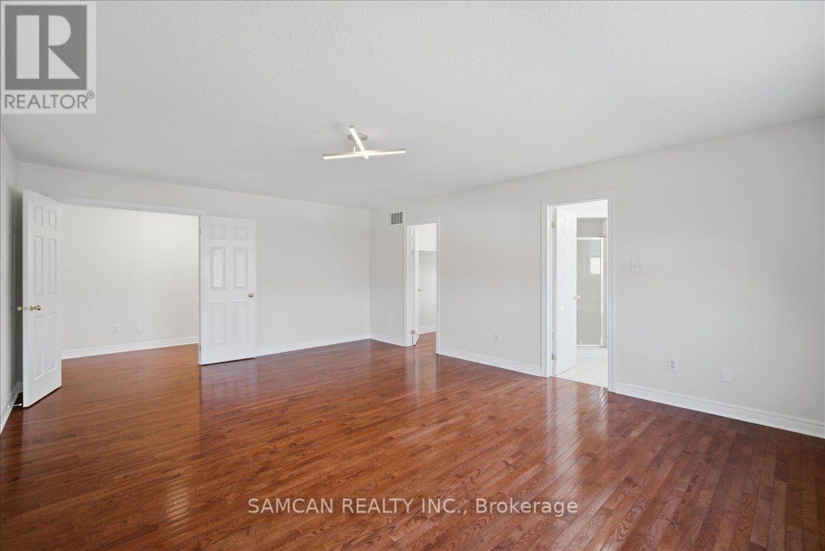 58 HUNTER WAY - 38