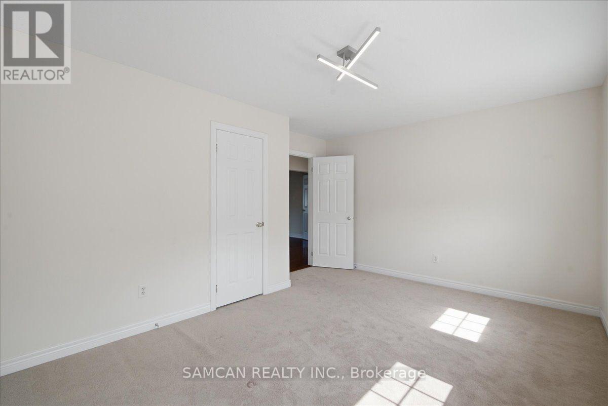 58 HUNTER WAY - 40