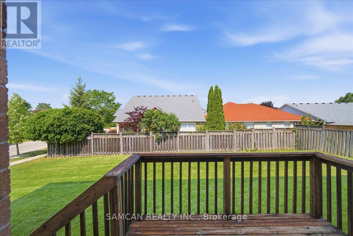 58 HUNTER WAY - 44