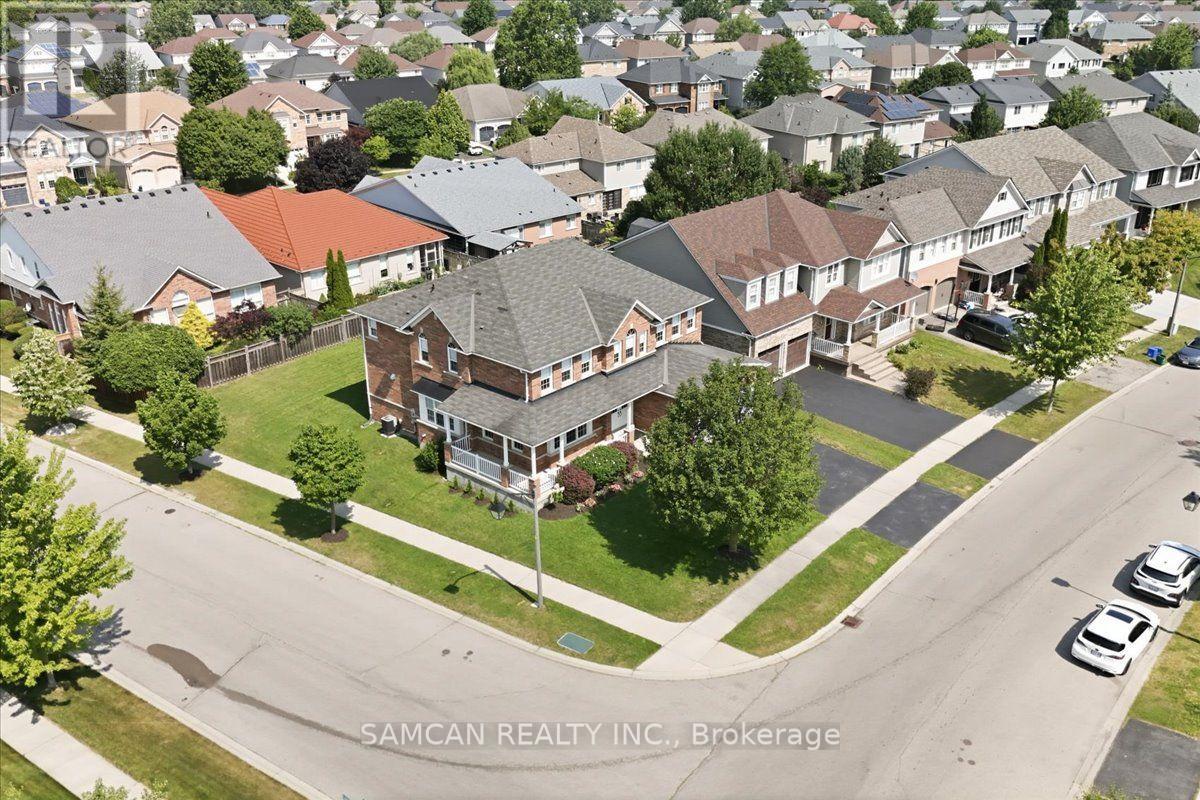 58 HUNTER WAY - 47