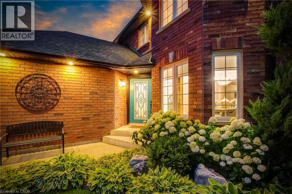 69 SOLSBURY Crescent - 3