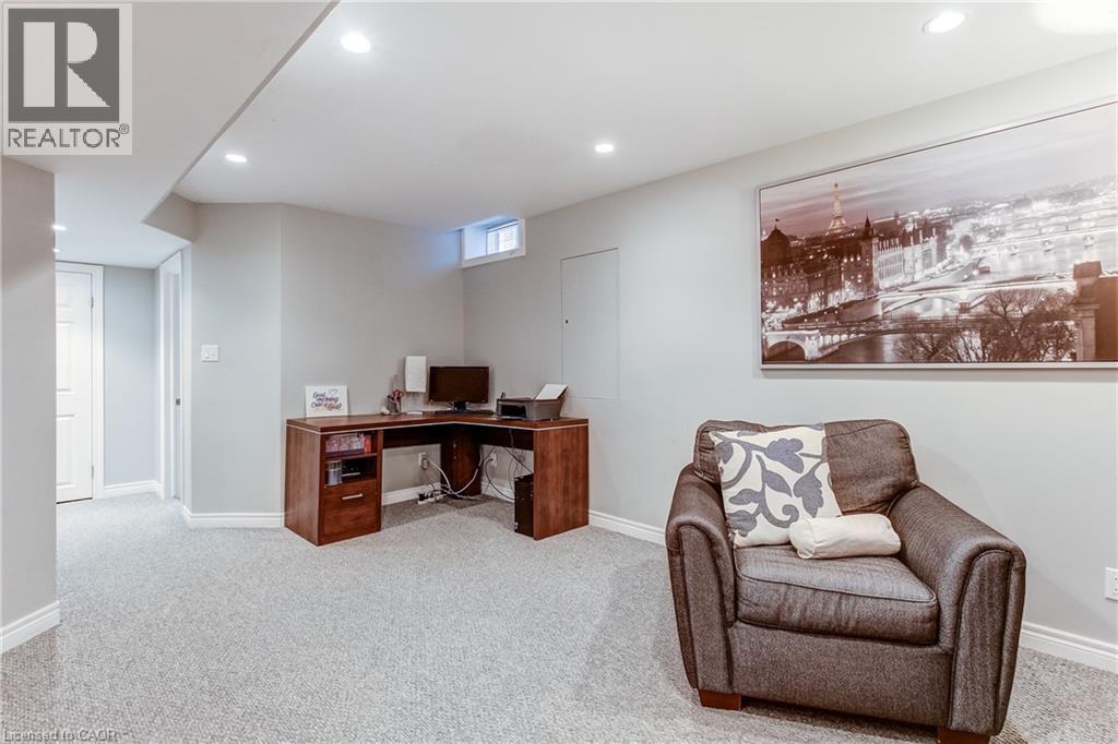 69 SOLSBURY Crescent - 39
