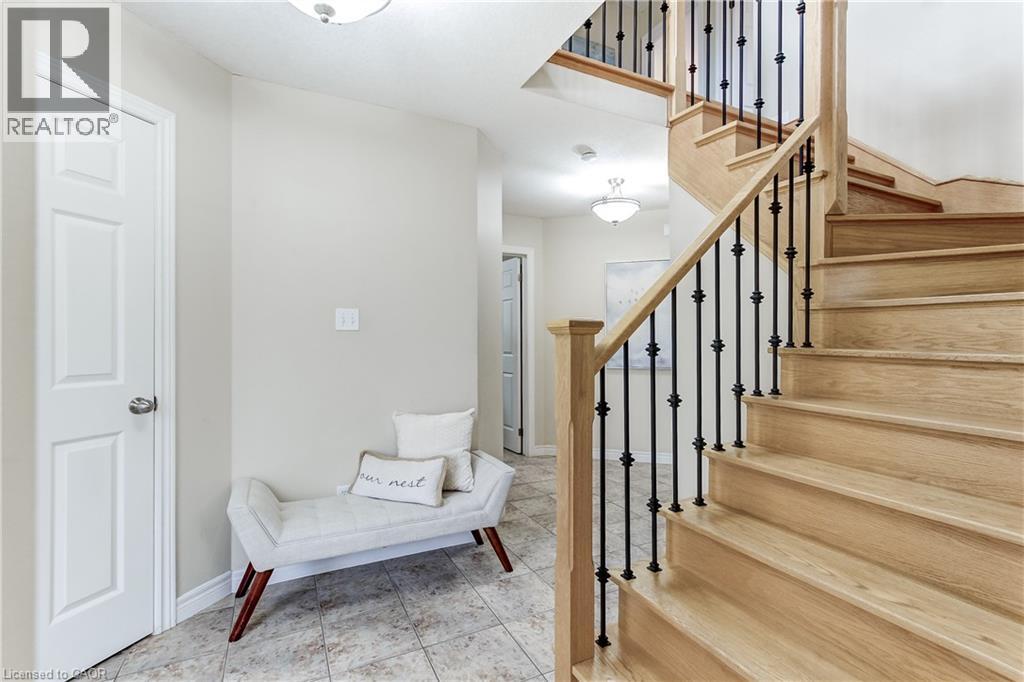 69 SOLSBURY Crescent - 6