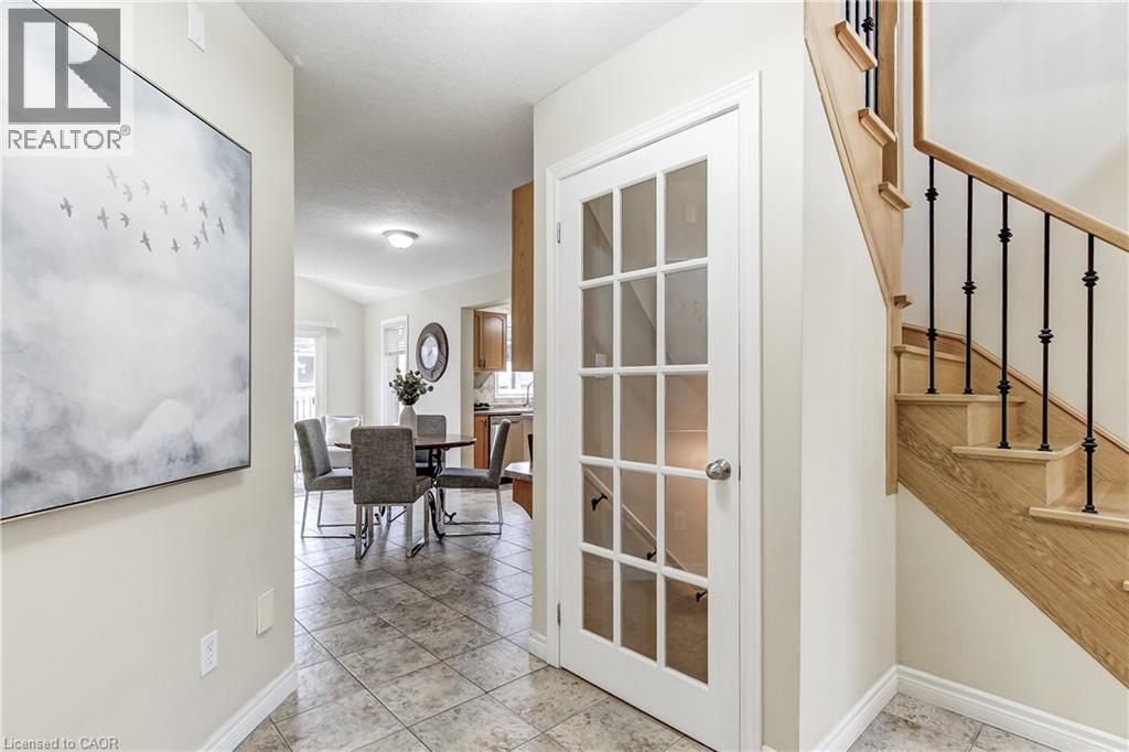69 SOLSBURY Crescent - 7