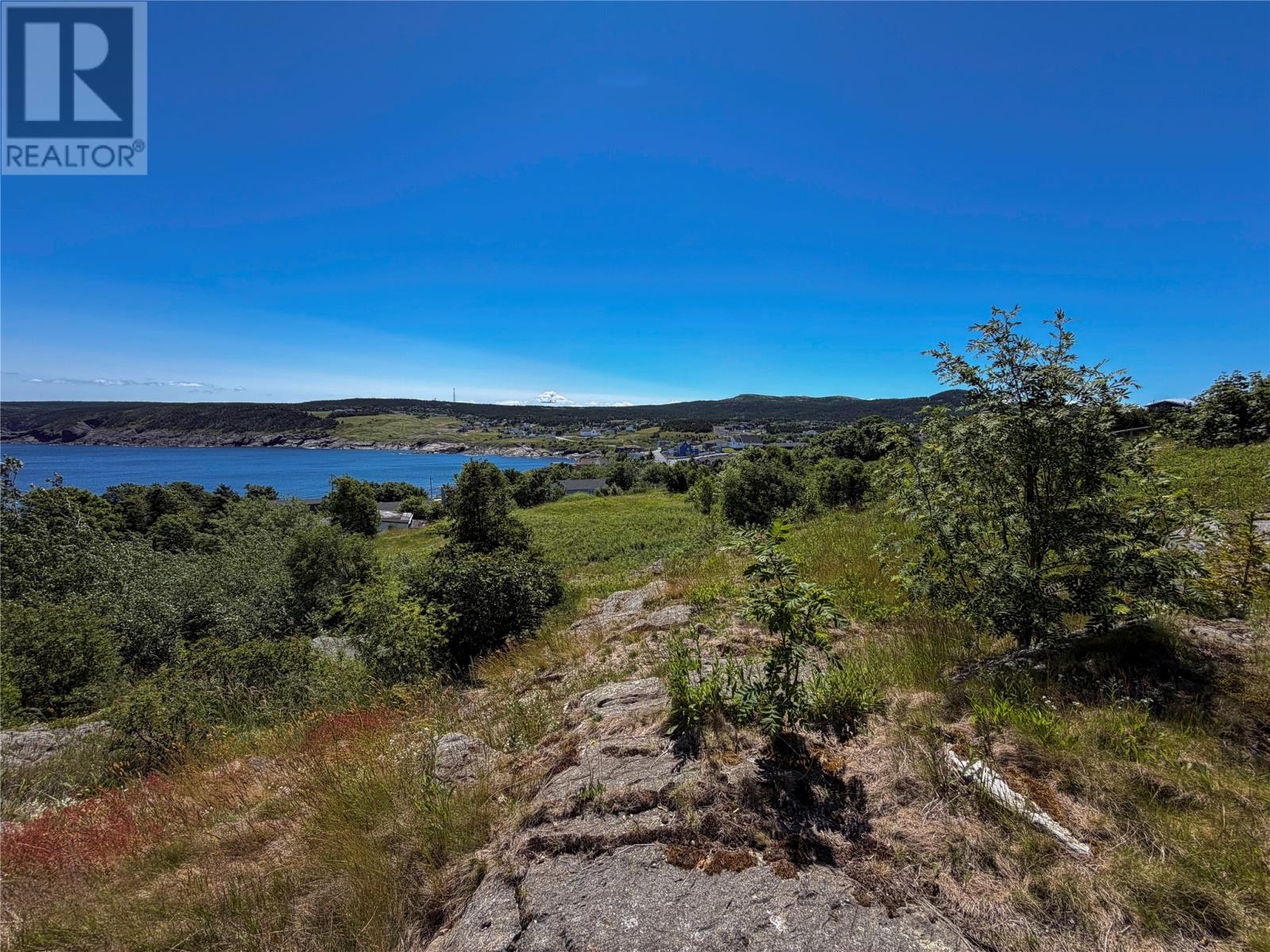 12-14 Connors Loop, Pouch Cove, Newfoundland & Labrador, Pouch Cove, Newfoundland & Labrador — photo 4 of 5