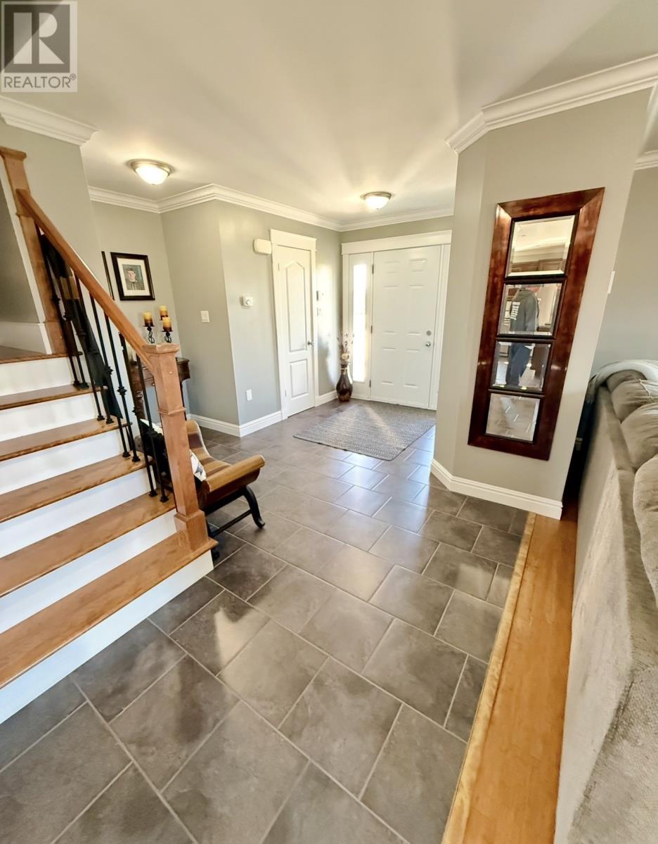 38 Grace Avenue thumbnail 12