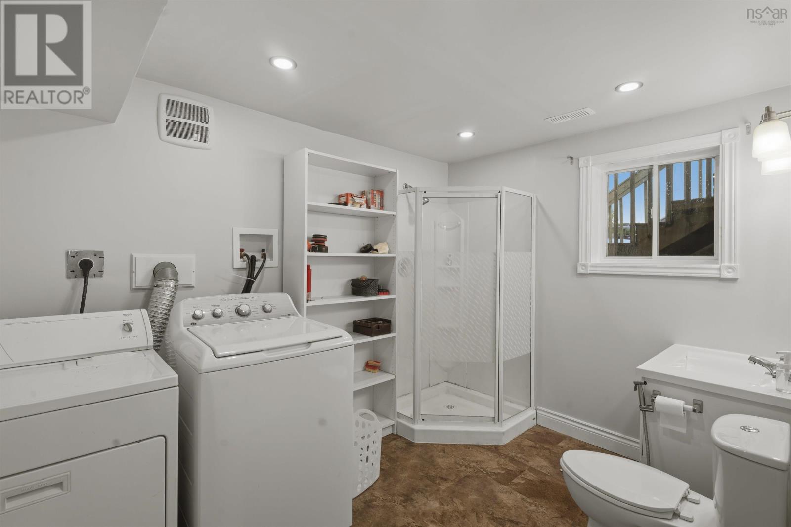 3 Windcrest Avenue - 18