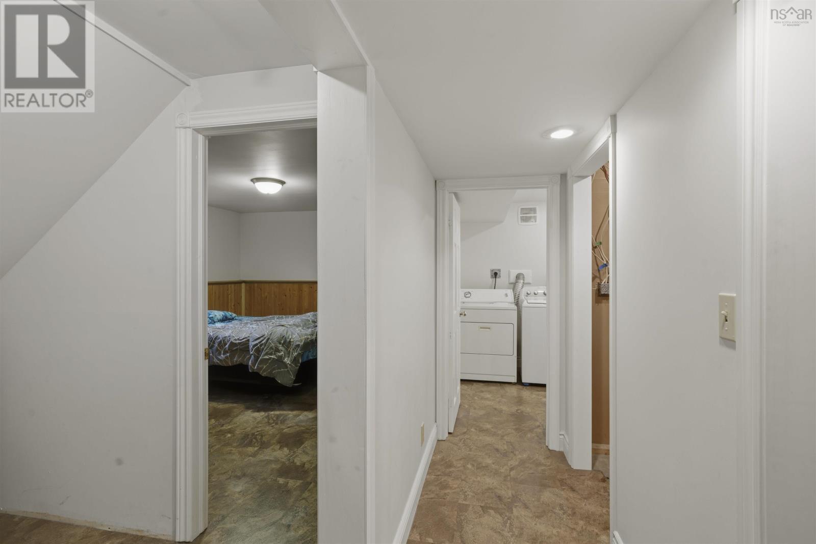 3 Windcrest Avenue - 24