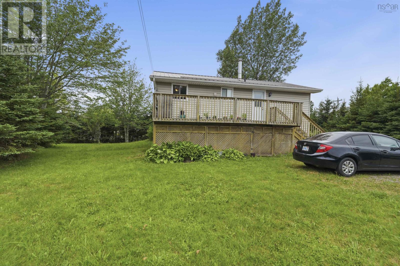 3 Windcrest Avenue - 27