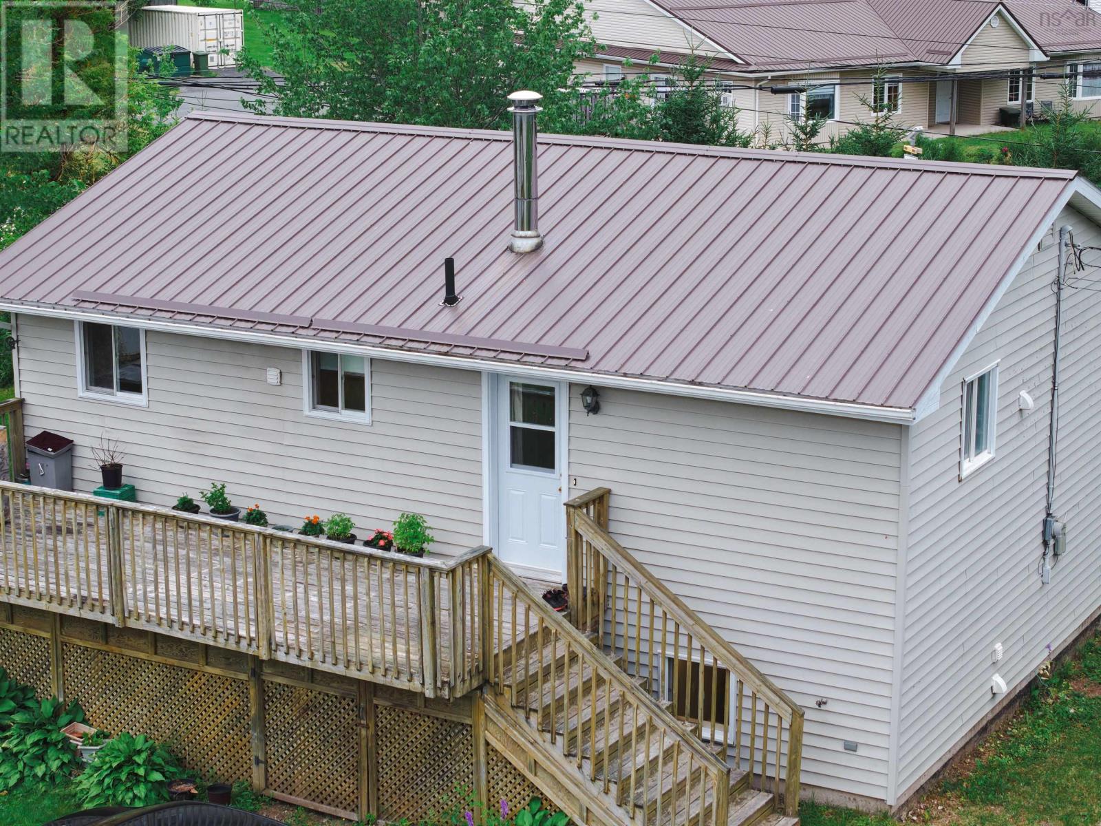 3 Windcrest Avenue - 3