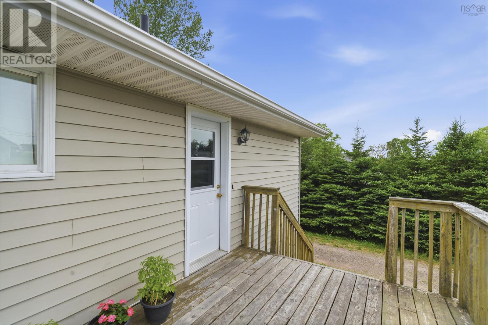 3 Windcrest Avenue - 30
