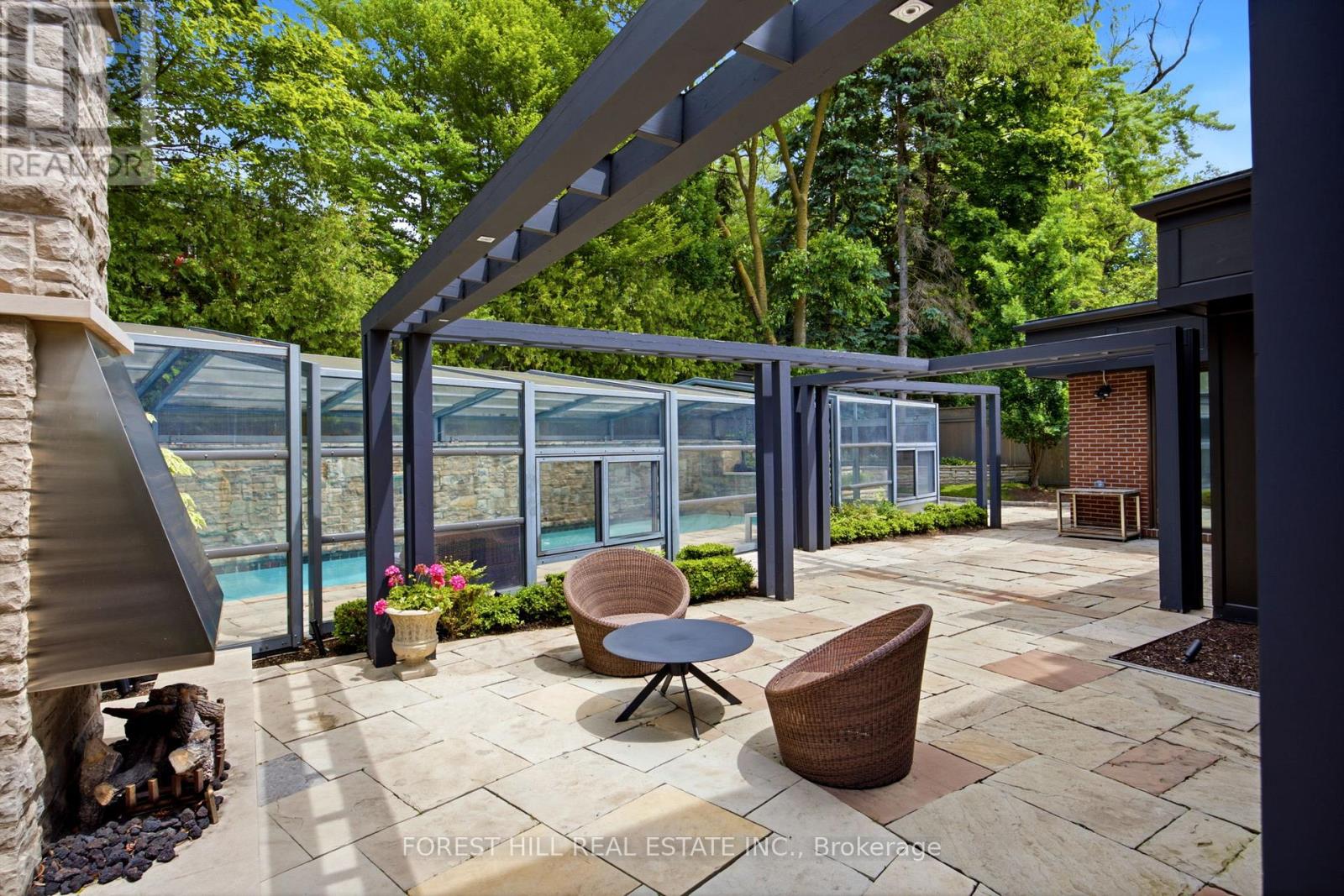 4 RIDGEWOOD ROAD - 35