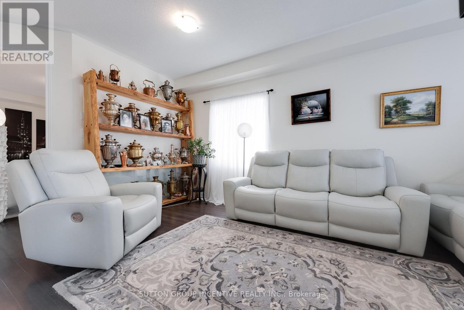 174 MAPLEWOOD DRIVE - 4