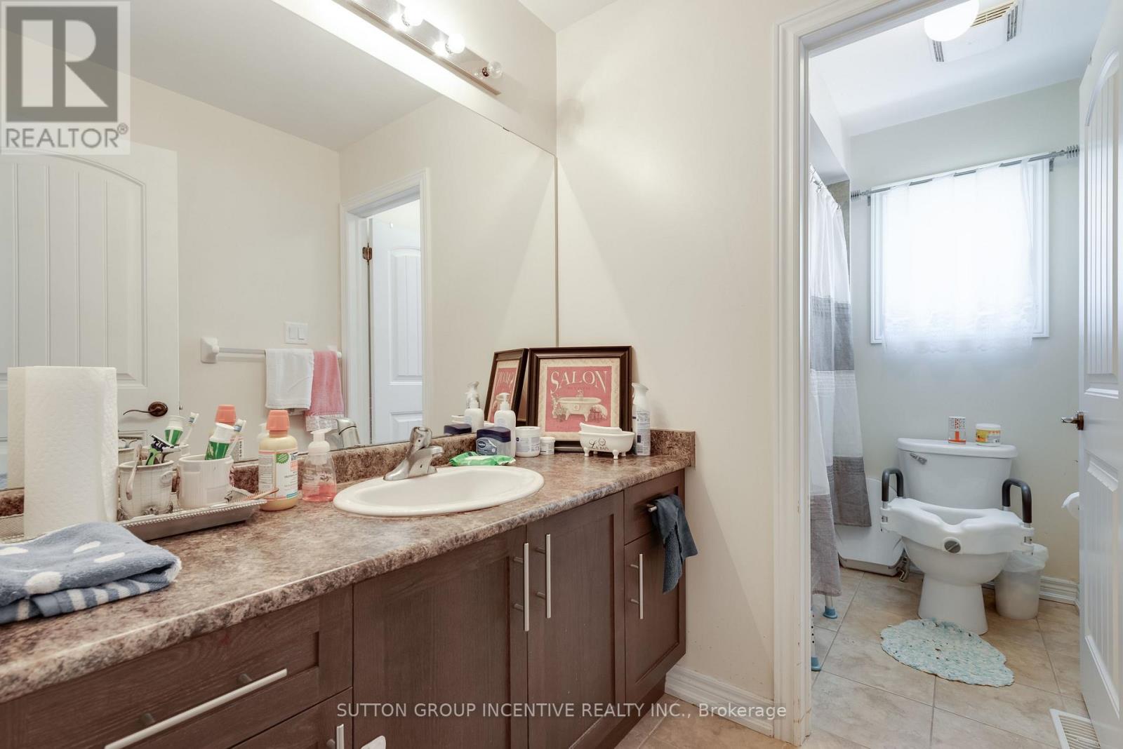 174 MAPLEWOOD DRIVE - 17